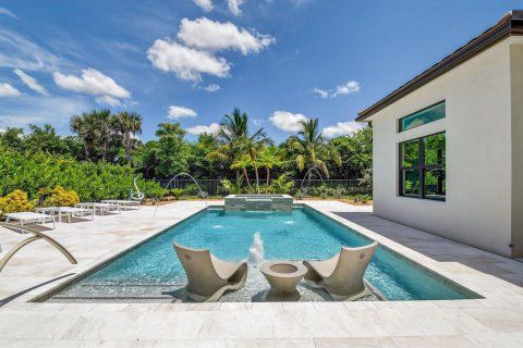 House in Boynton Beach, Florida 4 bedrooms, 303.98 sq.m. № 2185255 - photo 4