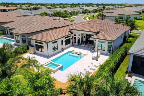 House in Boynton Beach, Florida 4 bedrooms, 303.98 sq.m. № 2185255 - photo 6