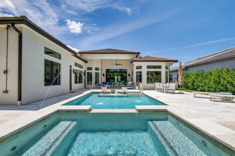 House in Boynton Beach, Florida 4 bedrooms, 303.98 sq.m. № 2185255 - photo 5