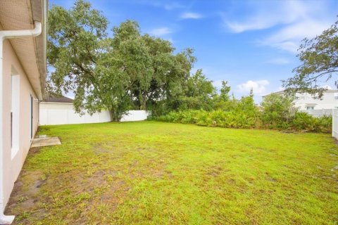 House in Kissimmee, Florida 3 bedrooms, 112.23 sq.m. № 2195489 - photo 26