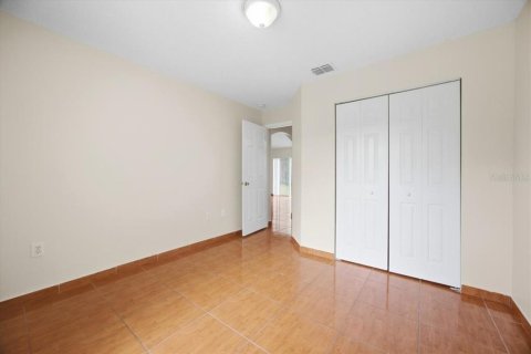 House in Kissimmee, Florida 3 bedrooms, 112.23 sq.m. № 2195489 - photo 12