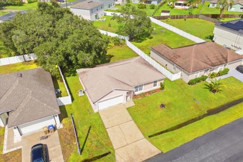 House in Kissimmee, Florida 3 bedrooms, 112.23 sq.m. № 2195489 - photo 28