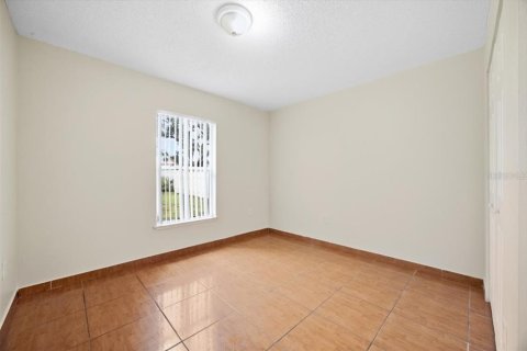 House in Kissimmee, Florida 3 bedrooms, 112.23 sq.m. № 2195489 - photo 14