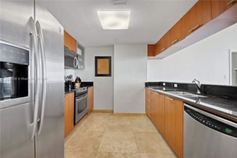 Copropriété à vendre à Miami, Floride: 2 chambres, 107.21 m2 № 1979939 - photo 9