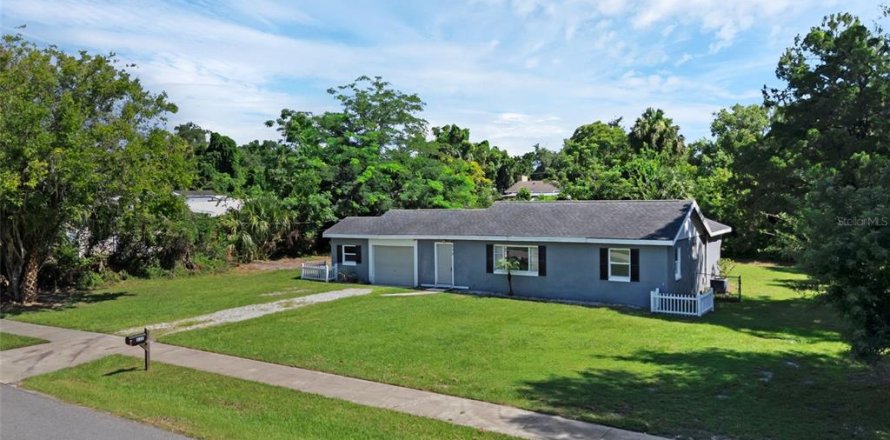 Casa en DeBary, Florida 2 dormitorios, 108.88 m2 № 1843340