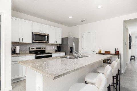 House in Wesley Chapel, Florida 3 bedrooms, 157 sq.m. № 1776831 - photo 15
