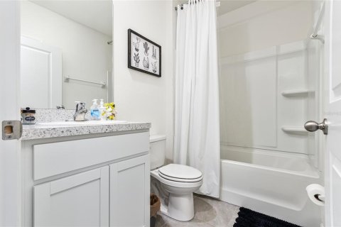 House in Wesley Chapel, Florida 3 bedrooms, 157 sq.m. № 1776831 - photo 8