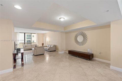 Condominio en venta en Sunny Isles Beach, Florida, 2 dormitorios, 167.04 m2 № 2008640 - foto 4