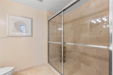 Condominio en venta en Sunny Isles Beach, Florida, 2 dormitorios, 167.04 m2 № 2008640 - foto 20