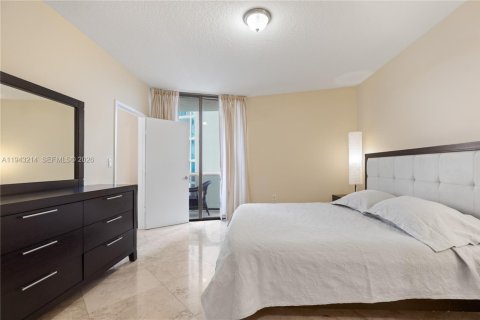 Condominio en venta en Sunny Isles Beach, Florida, 2 dormitorios, 167.04 m2 № 2008640 - foto 25