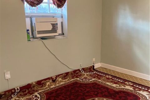 Villa ou maison à louer à Pembroke Pines, Floride: 1 chambre, 146.04 m2 № 2088287 - photo 4