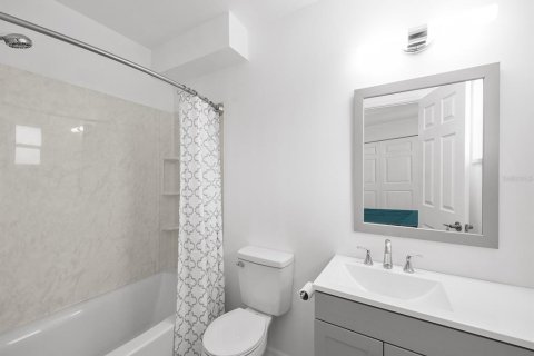 Immobilier commercial à vendre à Port Charlotte, Floride: 4 chambres, 176.89 m2 № 2233406 - photo 16