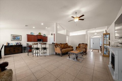 House in Ocala, Florida 4 bedrooms, 215.16 sq.m. № 2235405 - photo 7