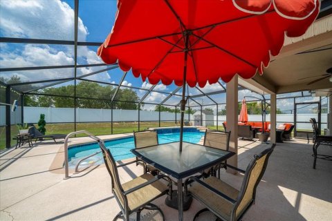 House in Ocala, Florida 4 bedrooms, 215.16 sq.m. № 2235405 - photo 30