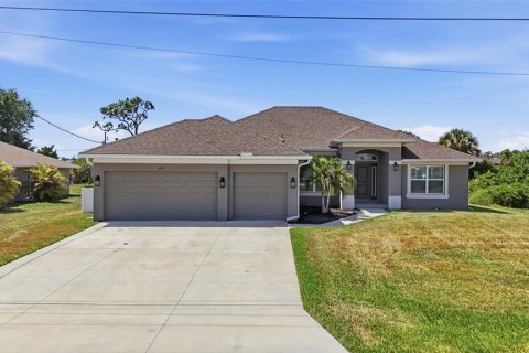 House in Rotonda, Florida 4 bedrooms, 210.42 sq.m. № 2115483