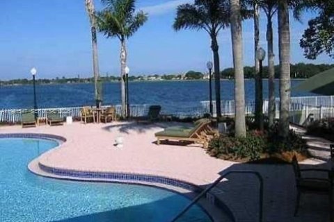 Condominio en alquiler en Oakland Park, Florida, 1 dormitorio, 74.69 m2 № 2052261 - foto 13