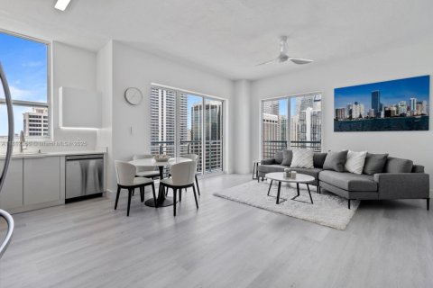 Купить кондоминиум в Майами, Флорида 2 спальни, 96.25м2, № 1957821 - фото 2