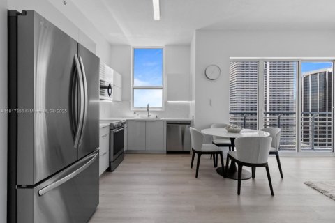 Купить кондоминиум в Майами, Флорида 2 спальни, 96.25м2, № 1957821 - фото 8