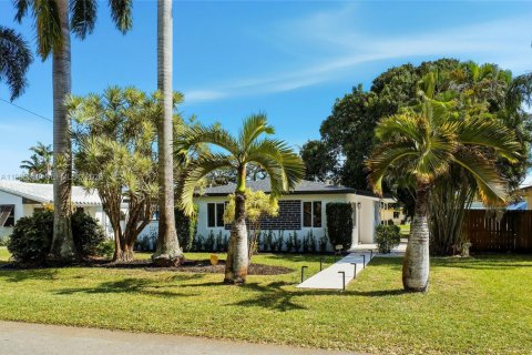 House in Hollywood, Florida 2 bedrooms, 84.45 sq.m. № 2027136 - photo 27