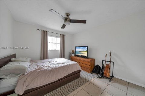 Copropriété à louer à Miami, Floride: 1 chambre, 51.1 m2 № 1966386 - photo 11