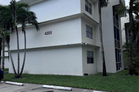 Copropriété à louer à Sunrise, Floride: 2 chambres, 87.7 m2 № 2386819 - photo 24