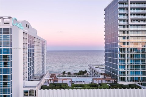 Condominio en venta en Miami Beach, Florida, 2 dormitorios, 82.4 m2 № 1667484 - foto 25