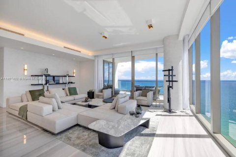 Condominio en venta en Sunny Isles Beach, Florida, 5 dormitorios, 353.31 m2 № 1970666 - foto 6