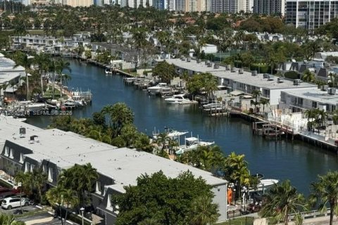 Condominio en venta en Hallandale Beach, Florida, 1 dormitorio, 88.26 m2 № 2090639 - foto 17