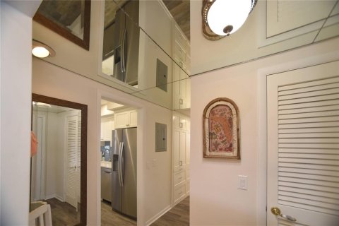 Copropriété à vendre à Saint Pete Beach, Floride: 2 chambres, 130.99 m2 № 2431786 - photo 17