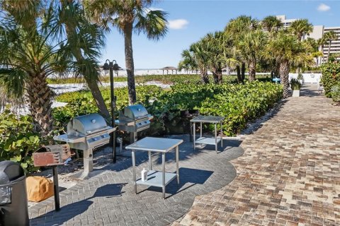 Condo in Sarasota, Florida, 2 bedrooms  № 2347807 - photo 27