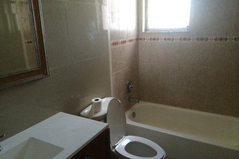 Condominio en alquiler en Plantation, Florida, 3 dormitorios, 120.77 m2 № 2243850 - foto 7