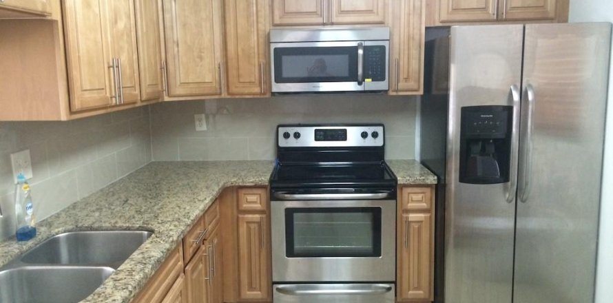 Condominio en Plantation, Florida, 3 dormitorios  № 2243850