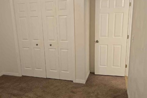 House in Winter Haven, Florida 3 bedrooms, 165.83 sq.m. № 1915708 - photo 18