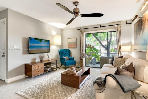 Apartamento en alquiler en Boca Raton, Florida, 1 dormitorio, 70.42 m2 № 1645045 - foto 18