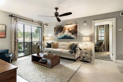 Apartamento en alquiler en Boca Raton, Florida, 1 dormitorio, 70.42 m2 № 1645045 - foto 13