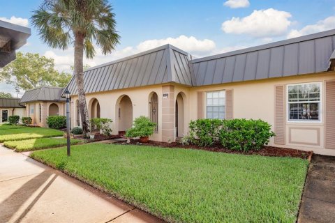 Condo in New Port Richey, Florida, 2 bedrooms  № 1894882 - photo 2