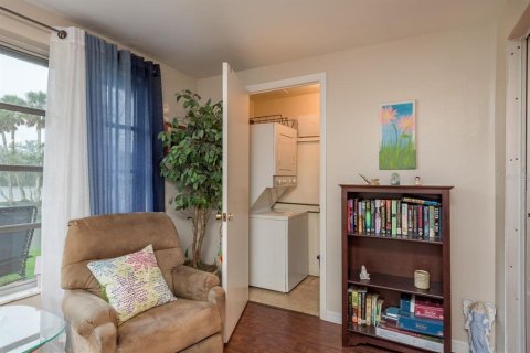 Condo in New Port Richey, Florida, 2 bedrooms  № 1894882 - photo 22