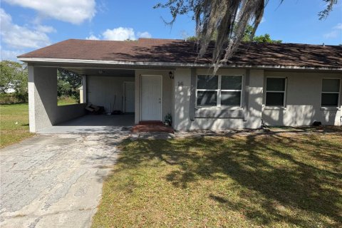 Commercial property in Lakeland, Florida 4 bedrooms, 188.96 sq.m. № 2112838 - photo 3