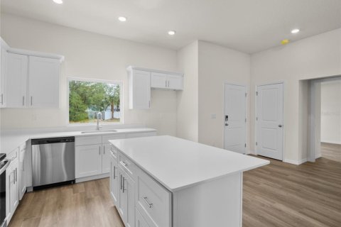House in North Port, Florida 4 bedrooms, 173.08 sq.m. № 1767567 - photo 7