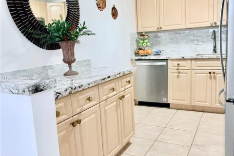 Copropriété à vendre à Fort Lauderdale, Floride: 1 chambre, 71.35 m2 № 2029447 - photo 6