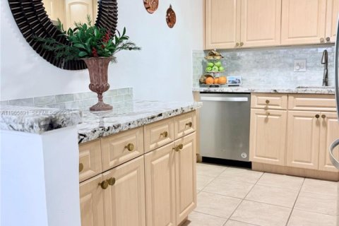 Copropriété à vendre à Fort Lauderdale, Floride: 1 chambre, 71.35 m2 № 2029447 - photo 4