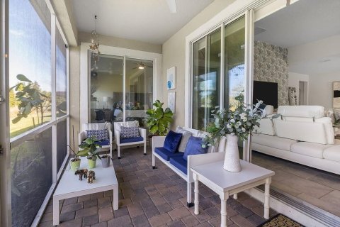 House in Davenport, Florida 4 bedrooms, 238.85 sq.m. № 1770179 - photo 25