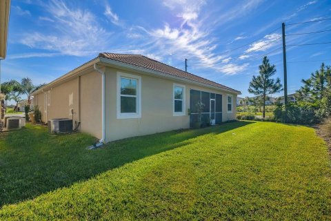 House in Davenport, Florida 4 bedrooms, 238.85 sq.m. № 1770179 - photo 26
