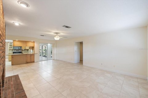 Casa en alquiler en Sarasota, Florida, 3 dormitorios, 181.44 m2 № 2103221 - foto 14