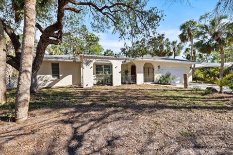 Casa en alquiler en Sarasota, Florida, 3 dormitorios, 181.44 m2 № 2103221 - foto 3