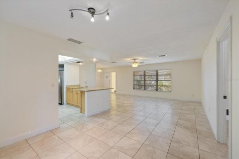 Casa en alquiler en Sarasota, Florida, 3 dormitorios, 181.44 m2 № 2103221 - foto 7