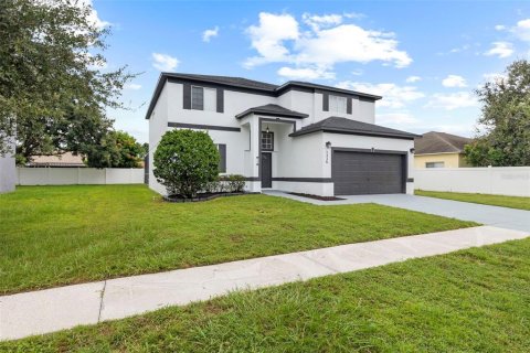 Casa en venta en Brandon, Florida, 6 dormitorios, 294.87 m2 № 1903705 - foto 4