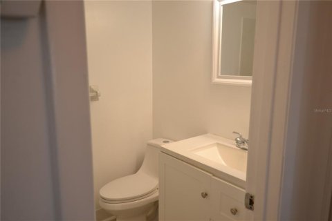 Condo in Oldsmar, Florida, 2 bedrooms  № 1883108 - photo 17