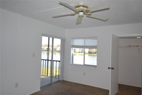 Condo in Oldsmar, Florida, 2 bedrooms  № 1883108 - photo 12