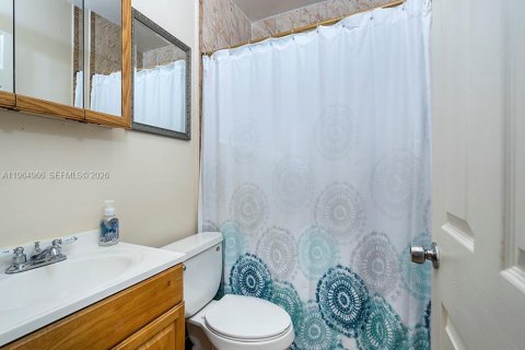 Casa en alquiler en Miami, Florida, 2 dormitorios, 88.26 m2 № 2026341 - foto 9
